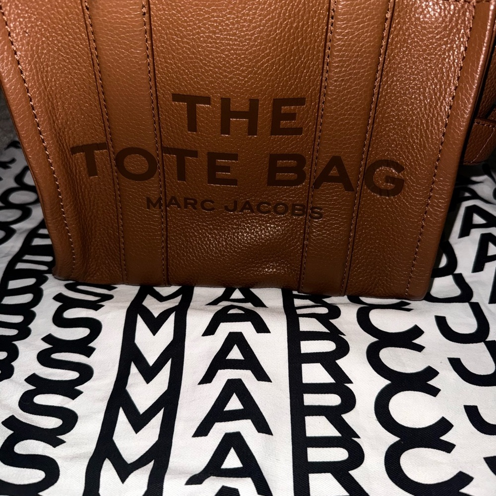 Marc Jacobs Tan Leather Tote Bag